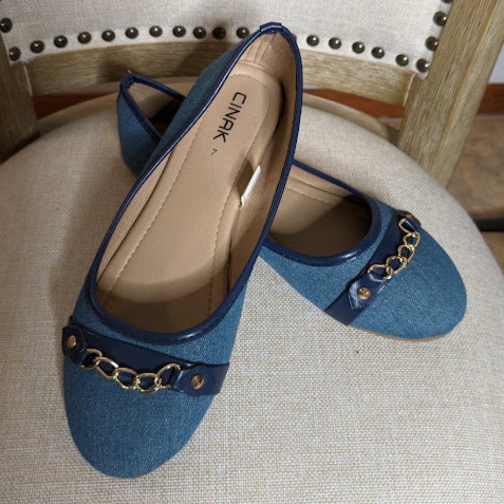 Cinak Denim Chain Ballet Shoes. Size 7.